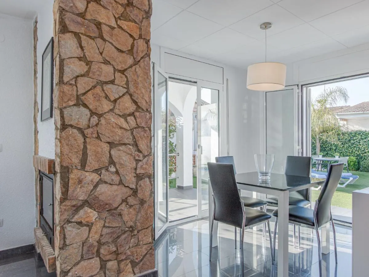 Holiday Home Alberes By Interhome Empuriabrava