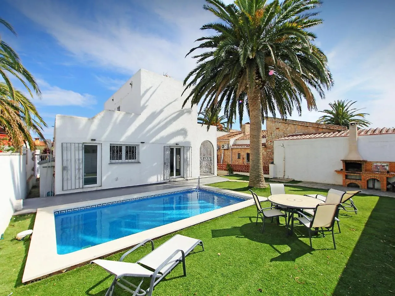 Holiday Home Alberes By Interhome Empuriabrava